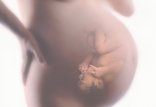 女性怀孕时注意事项!怀孕期饮酒孩子易患糖尿病