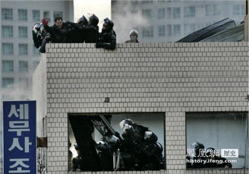 韩国龙山惨案 “龙山惨案”成为09韩国十大新闻
