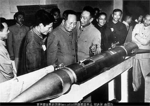 >薛岳和林彪到底谁厉害 揭秘:“上海王”柯庆施吹捧毛泽东比林彪还厉害(2)