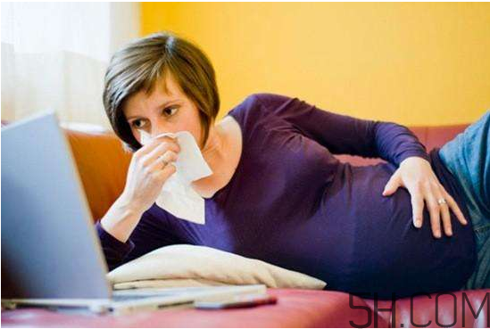 >怀孕期间防止感冒的方法有哪些？孕妇感冒按摩治疗法