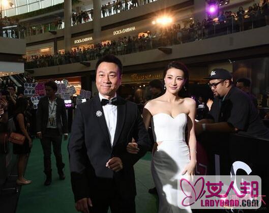 TVB星和电视颁奖礼 众星盛装赴新加坡领奖