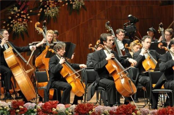 贝多芬第九交响曲“欢乐颂”交响音乐会成功举行