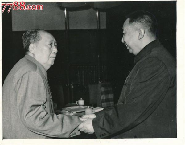 >滕青是谁的人 华国锋主政时期唯一能与他并驾齐驱的人是谁?