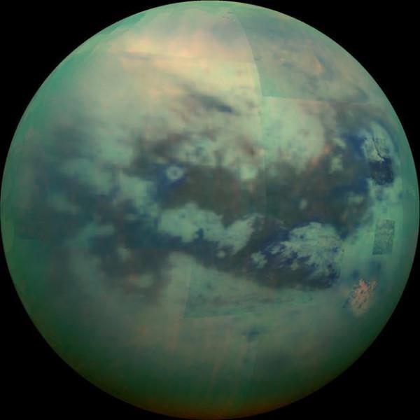 >【土卫六的地面照片】NASA公布震撼土卫六照片 碳氢化合物海洋结冰(高清图)