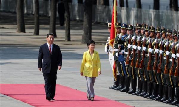 陆英修遇刺身亡 韩国女总统朴槿惠的悲情身世:父母均遇刺身亡