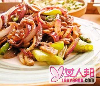 >【洋葱青椒炒肉】洋葱青椒炒肉的做法_洋葱青椒炒肉的营养价值