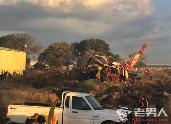 南非首都飞机坠毁最新消息图片 致20伤至少1人死亡