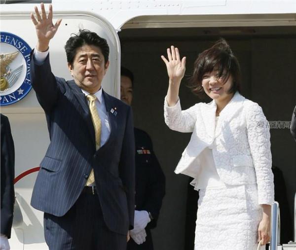 >安倍老婆突访中国使馆 日本 日本首相安倍的老婆