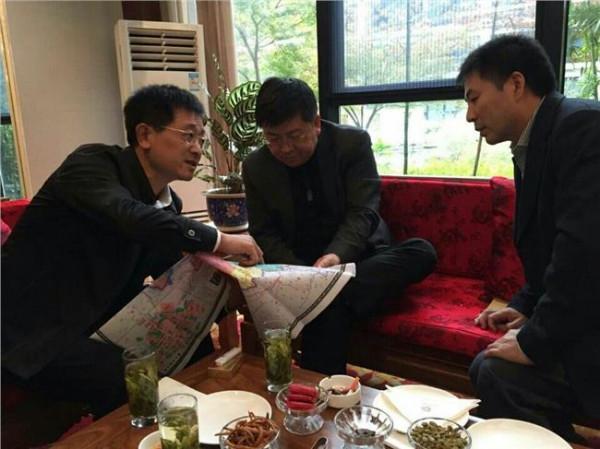 莱芜市长王磊 公司董事长李玮会见莱芜市市长王磊一行