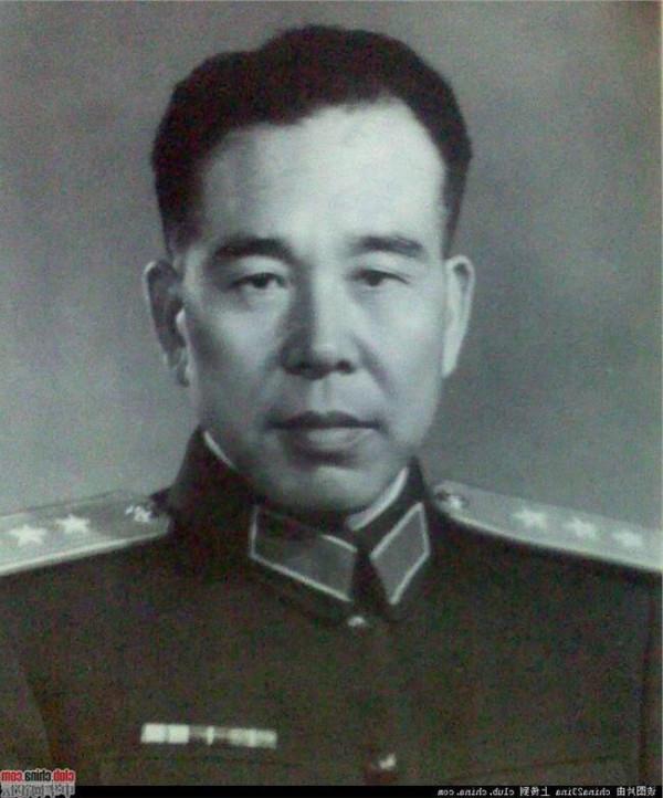 傅涯追悼会 曾参加自己追悼会的共和国少将:钟国楚惊呆哨兵