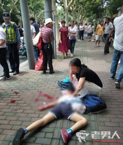 >上海世外小学回应学生被砍事件 2名学生被砍死