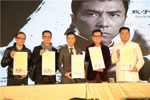 《叶问3》耗资3亿人民币 泰森挑衅甄子丹CG还原李小龙