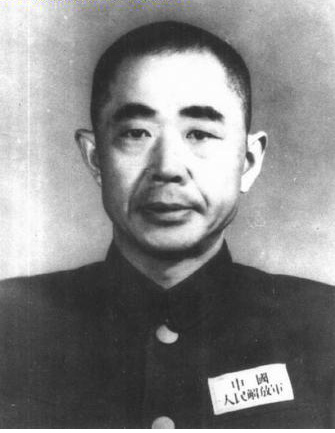 彭绍辉老婆 1976年开国上将彭绍辉直言:军队里老同志会爆发