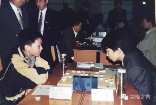 >象棋大师谢靖 中国象棋界最年轻特级大师:谢靖