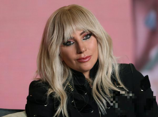 Gaga纤维肌痛症复发 紧急送医中断演出