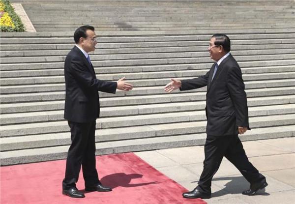 >柬埔寨总理洪森放狠话: 解决不了富家子弟飙车就辞职
