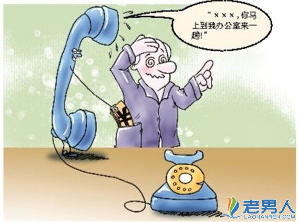 深圳78岁独居老人被骗1156万元 转593个账户取款