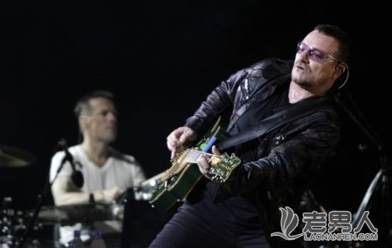 >U2乐队主唱波诺骑自行车骨折：不知能否再弹吉他