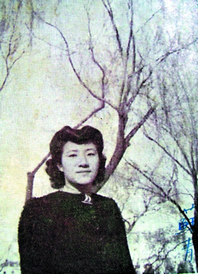 >苏青作家的爱情 曾与张爱玲媲美的女作家
