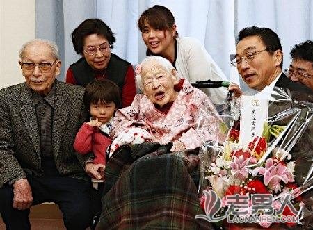 >2013年被认定吉尼斯最长寿女性迎来117岁生日