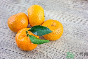 吃橘子容易上火吗？吃橘子能清火吗？