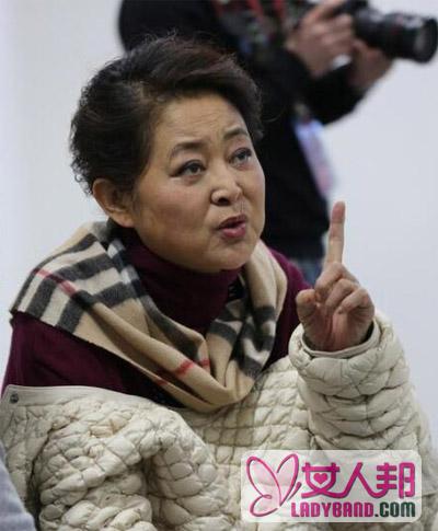 >倪萍被曝移民美国 入手洛杉矶近440万美金超大豪宅闪瞎眼球