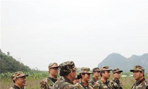 中国武警独臂将军 全军武警超70人升少将 独臂将军履历不凡