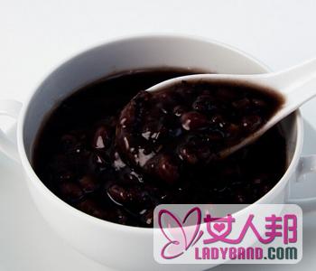 >【黑豆薏米粥的做法】 黑豆薏米粥的热量_黑豆薏米粥的营养价值