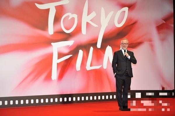 东京国际电影节开幕红毯，中国女明星的妆发还是很争脸的！