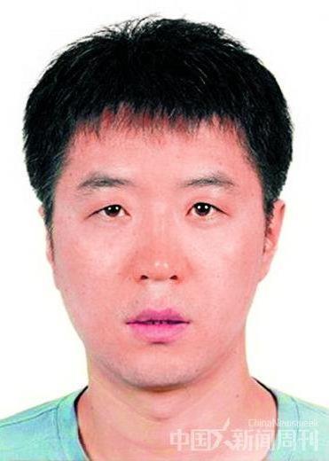 深圳警方披露,陈锡波是香港新义安骨干成员,在上世纪80年代在沙井组织