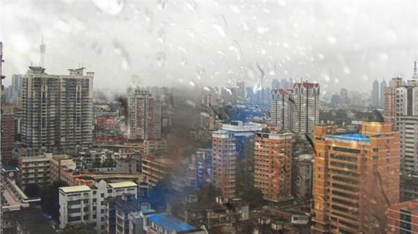 瑞雨三级 广州启动防暴雨三级应急响应