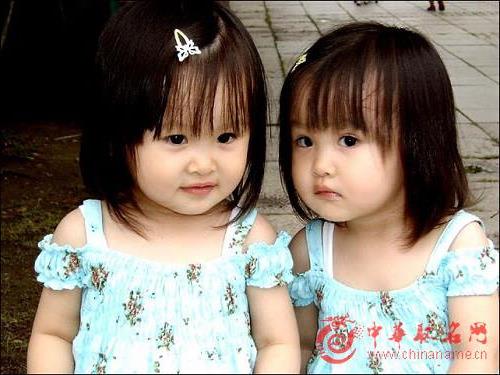 >双胞胎姐妹取名姓李 李姓双胞胎女宝宝取名大全