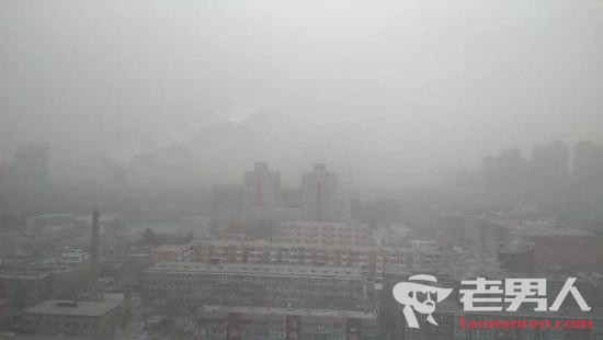 >北京发布沙尘预警 空气质量已严重污染