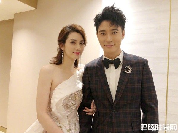 张丹峰洪欣结婚10年爆婚变 绯闻女经纪人站C位