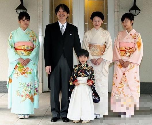 >日本皇室第一美女!佳子公主素颜制服照秒杀少男心