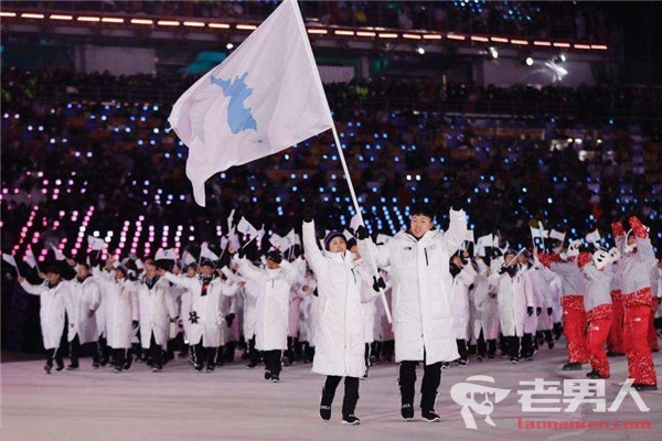 >韩朝再举朝鲜半岛旗 此前曾在冬奥会携手举旗