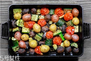 烧烤蔬菜怎么烤才好吃 烤蔬菜的美味技巧