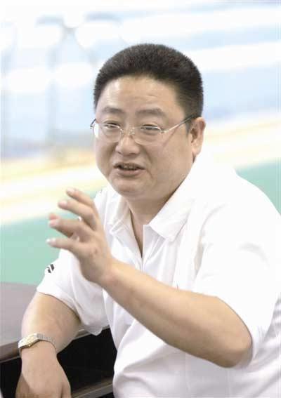 >张亚东教练 前中国游泳队教练张亚东:重做教练也有可能