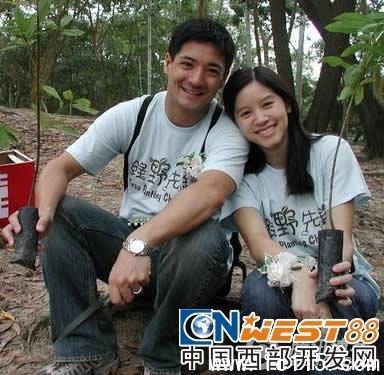 >【蒋友柏老婆是谁】  蒋友柏老婆照片一直过着比较低调的生活