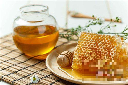 >蜂蜜减肥法可靠吗 蜂蜜减肥法三天瘦六斤是真的吗