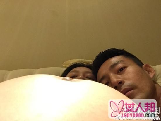 大S晒二胎儿子B超似点赞 称结婚五年不易