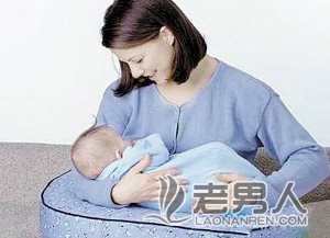 >躺着喂奶会呛到宝宝吗？