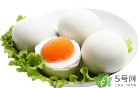 >产妇一天吃几个鸡蛋为宜?产妇每天吃几个鸡蛋最合适?