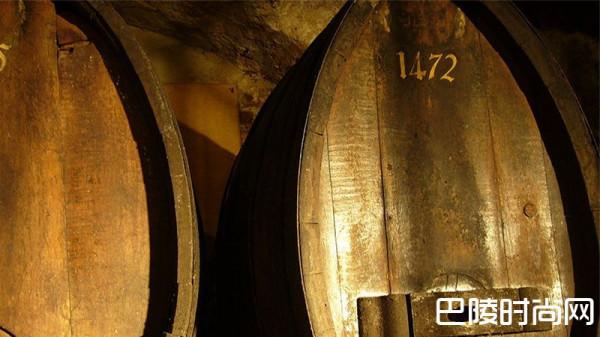 >“老当益壮”！550岁世界最老酒桶仍在使用中