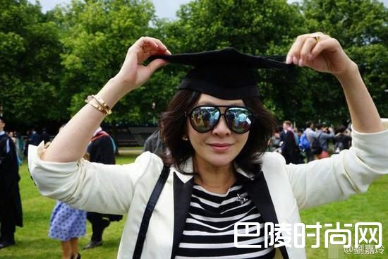 刘嘉玲庆侄子毕业 刘嘉玲被绑架视频是真的吗？