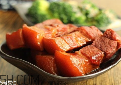 一斤肉多少卡路里 一斤肥肉出多少猪油