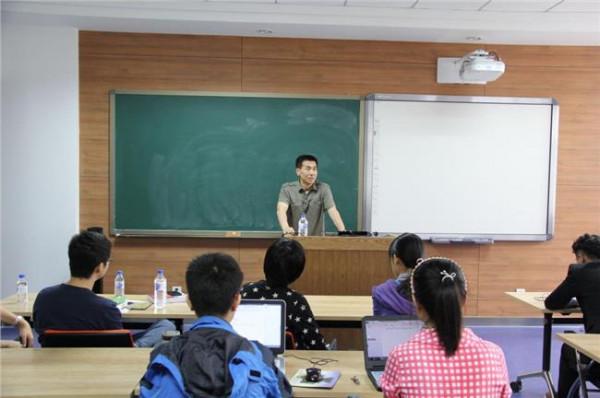 余学清教授被聘为2011年度长江学者特聘教授