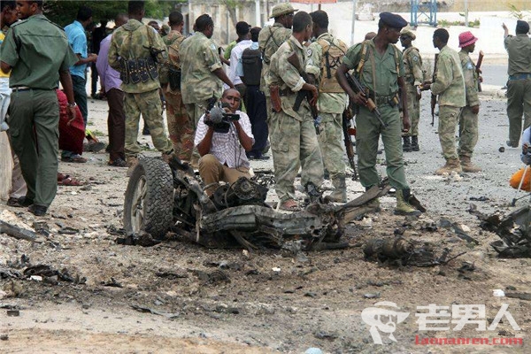 >美军在索马里遭袭 袭击者身份不明已致1死4伤