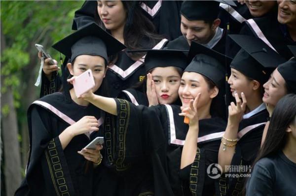 张红军南京大学 南京大学毕业生 拍摄高颜值MV《星光》