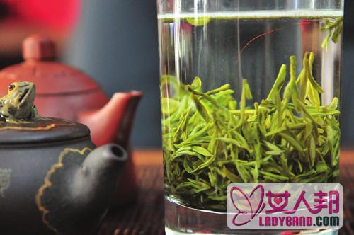 天天喝绿茶减肥吗？怎么喝绿茶减肥？